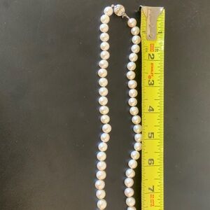 Elegant Pearl Necklace
